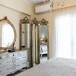 Mythodea Luxury I Naxos *