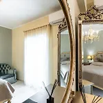Mythodea Luxury I Naxos