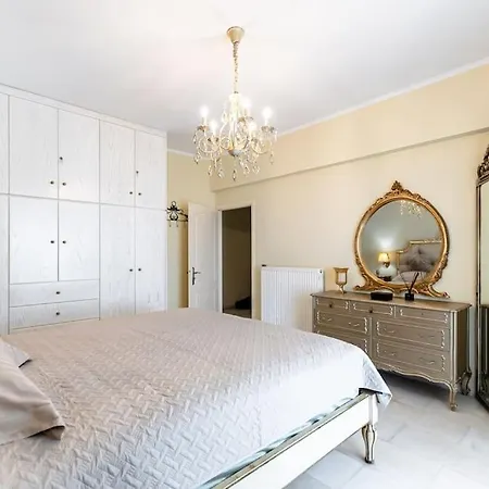 Mythodea Luxury Apartamento Naxos City