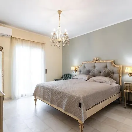 Mythodea Luxury Apartamento Naxos City