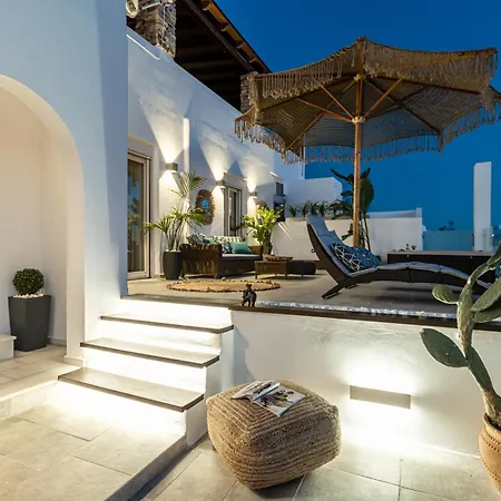 Mythodea Luxury ι Sunset Horizon & Jacuzzi Naxos City