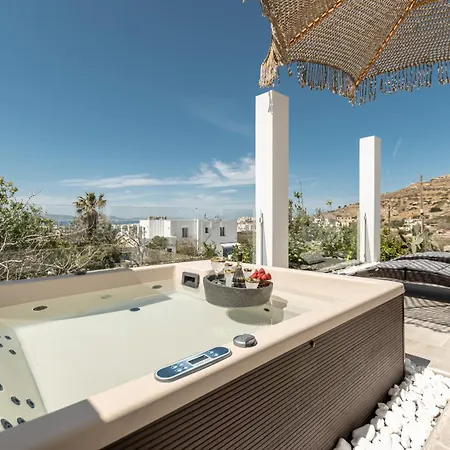 Mythodea Luxury ι Sunset Horizon & Jacuzzi